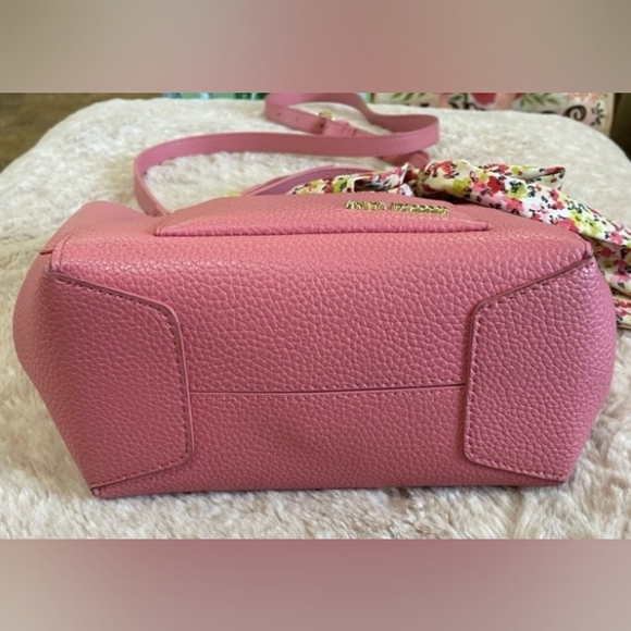 Steve Madden "Rasberry BKARTA" Handbag - Picture 9 of 16